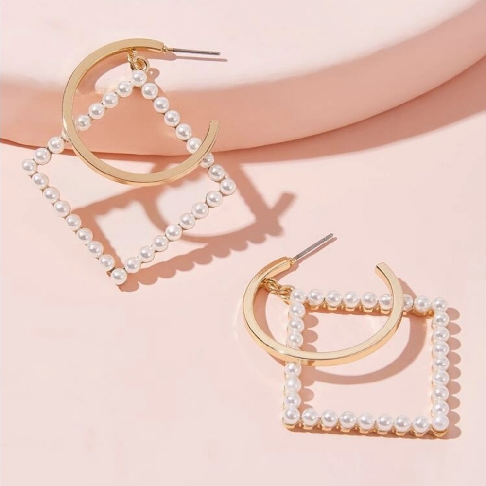 • Lydia •Faux Pearl Geometric Drop Earrings - Picture 2 of 3